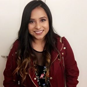 Meet your Posher, Gina